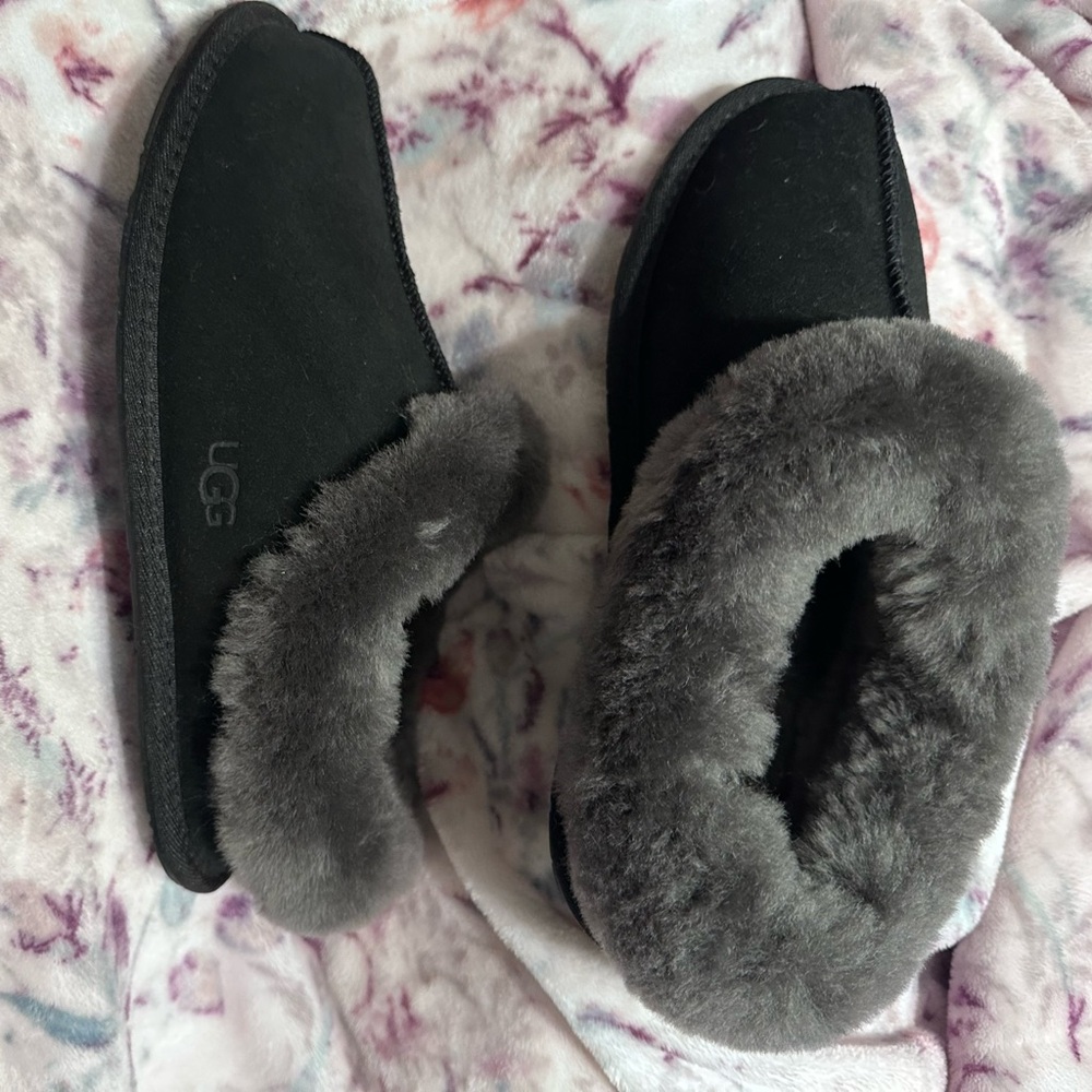 UGG Black Slippers with Soft Gray Lining